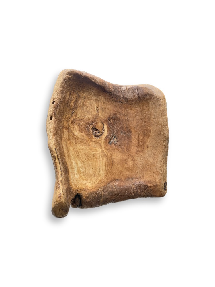 Fruteira do Falcão,Manuel Falcão,Fruteira única,trabalhada artesanalmente,em madeira de castanheiro