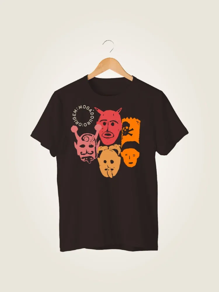 T-shirt "máscaras"